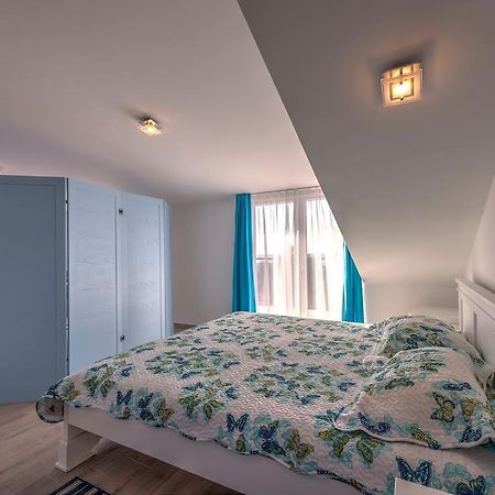Villa Sandy Apartments ティヴァト エクステリア 写真