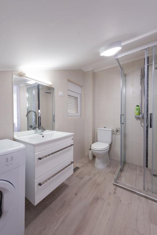 Villa Sandy Apartments ティヴァト エクステリア 写真
