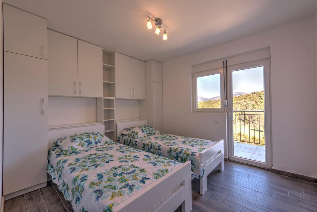 Villa Sandy Apartments ティヴァト エクステリア 写真